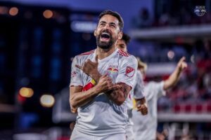 Brasileiro brilha e New York Red Bulls vence com facilidade o DC United na US Open Cup