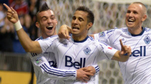 Veja quem é o maior brasileiro da história do Whitecaps; Confira os brazucas que passaram pelo clube em 10 anos e o ex-companheiro de Alphonso Davies