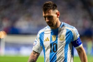 Messi volta à Argentina com novo fôlego nas Eliminatórias