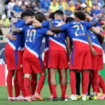 Jogadores do USMNT durante partida contra o Brasil; Estados Unidos vs Bolívia na Copa América