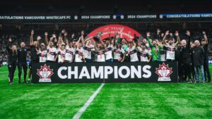 Whitecaps joga mal, mas vence Toronto FC nos pênaltis e conquista tricampeonato da Canadian Championship