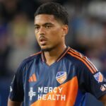 Pat Noonan fala sobre Evander na Seleção Brasileira: "seria ótimo para ele"