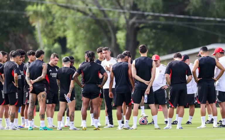 Benfica x Auckland City