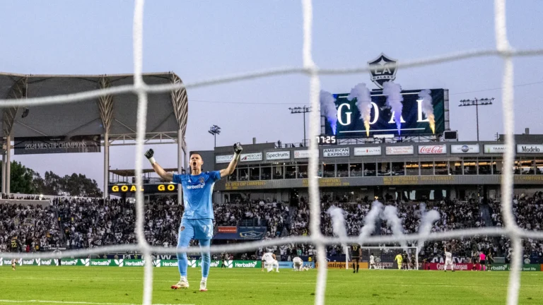 Imagem de capa: LA Galaxy / X