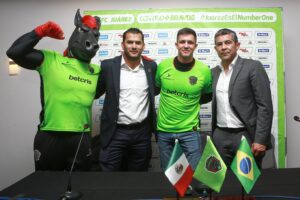 Maurício Barbieri abre o jogo sobre passagem no México: “É uma liga muito organizada”