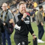 Marc dos Santos celebra vitória do LAFC (Celso Oliveira / Territorio MLS)