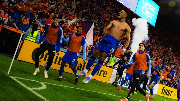 Brenner celebra gol da vitória do FC Cincinnati (FC Cincinnati / X)