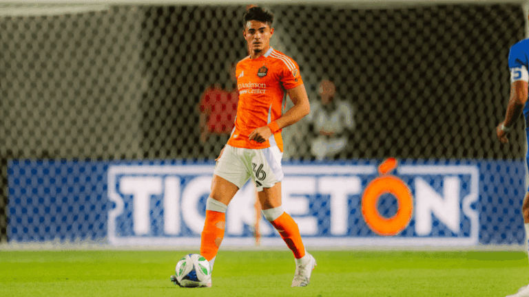 📌 Imagem de capa: Houston Dynamo / X