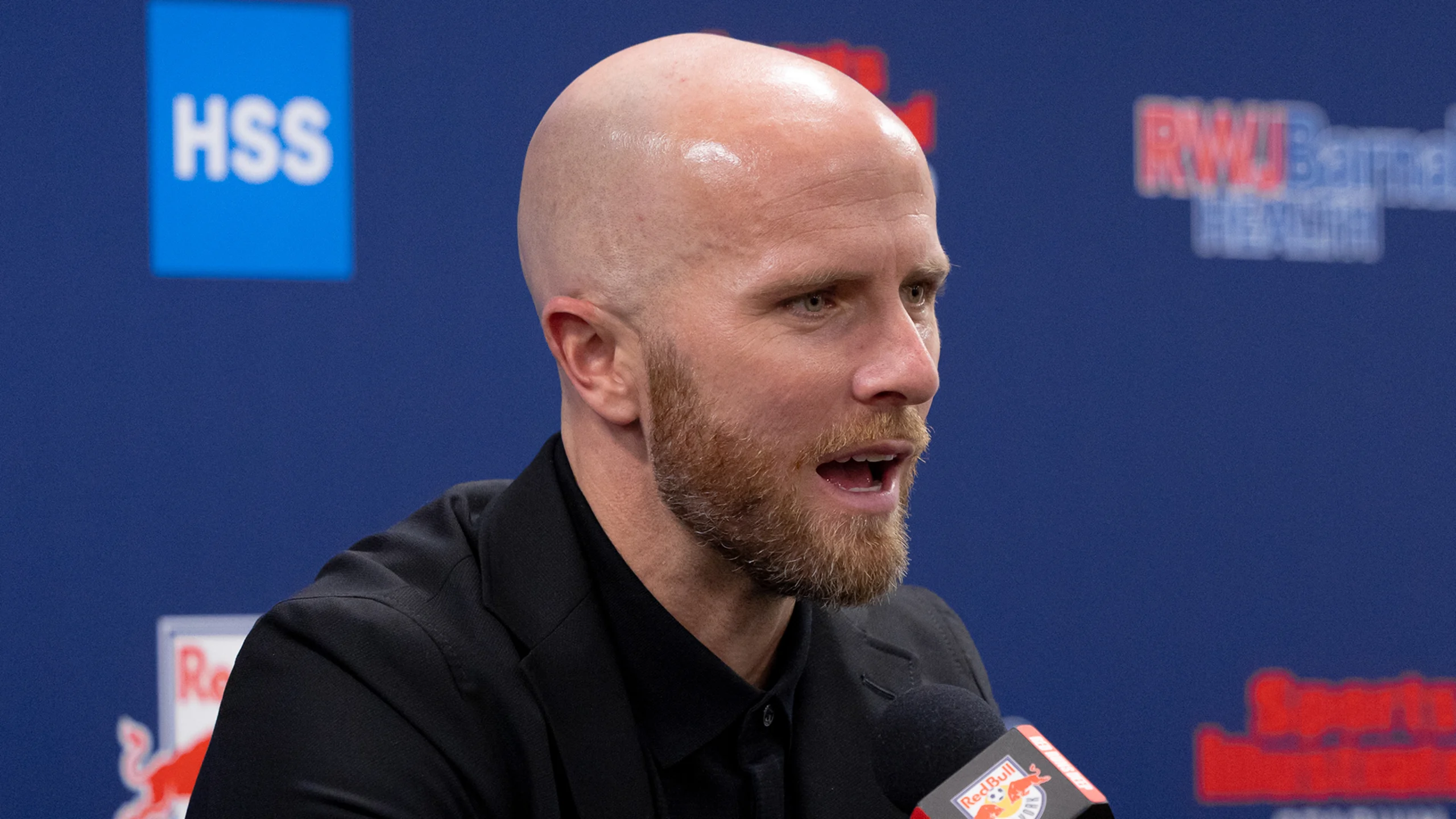 Julian de Guzman aposta em Michael Bradley