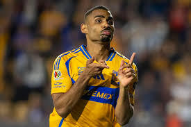 Cruzeiro demonstra interesse em Joaquim, do Tigres