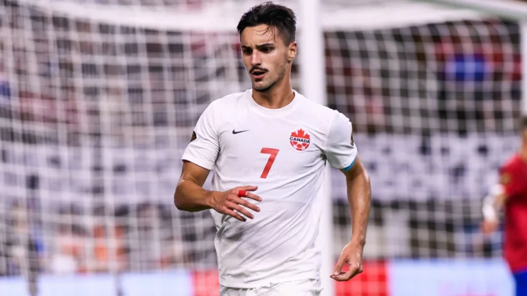 Stephen Eustáquio deve deixar o FC Porto e prioriza o LAFC, apesar de interesse do Toronto FC
