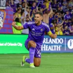 ORLANDO, FLÓRIDA - 01 DE MARÇO: Martín Ojeda #10 do Orlando City comemora seu gol nos 24' durante uma partida da MLS entre Orlando City SC e Inter Miami CF no Inter&Co Stadium em 01 de março de 2026 em Orlando, Flórida. (Foto de Dustin Markland/Getty Images)